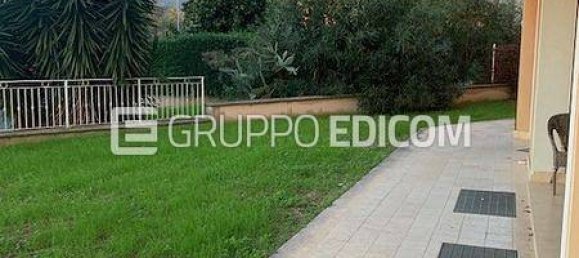 1-Zimmer Büro in Montignoso, Italy, Nr. 356749 8