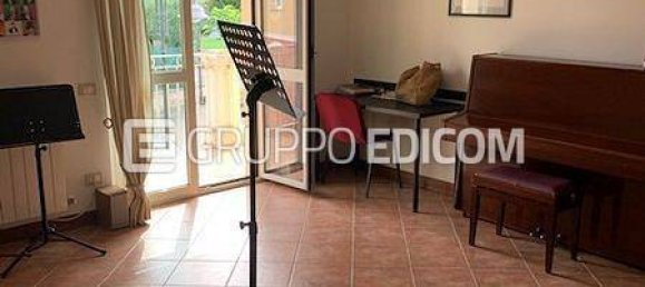 1-Zimmer Büro in Montignoso, Italy, Nr. 356749 2