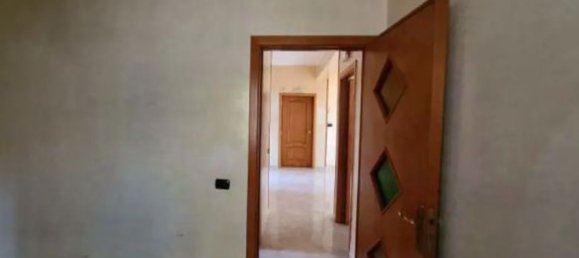 3 rooms Apartment in Naples, Italy No. 14176 10