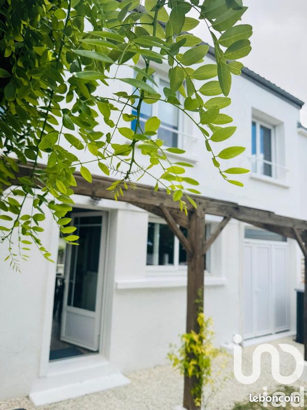 3 غرف نوم منزل في Dompierre-sur-Mer, France رقم 296948