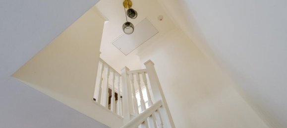 2 bedrooms House in London, United Kingdom No. 14214 50