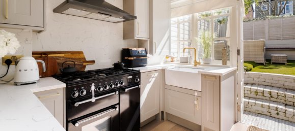 2 bedrooms House in London, United Kingdom No. 14214 32