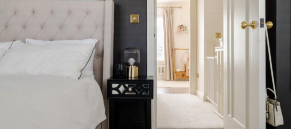 2 bedrooms House in London, United Kingdom No. 14214 28