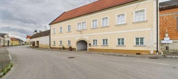 9 rooms House in Hollabrunn, Austria No. 215528 5