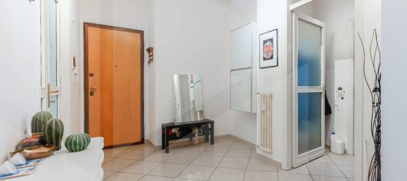 3 rooms Apartment in Milan, Italy No. 241457 18