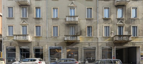 3 rooms Apartment in Milan, Italy No. 241457 24