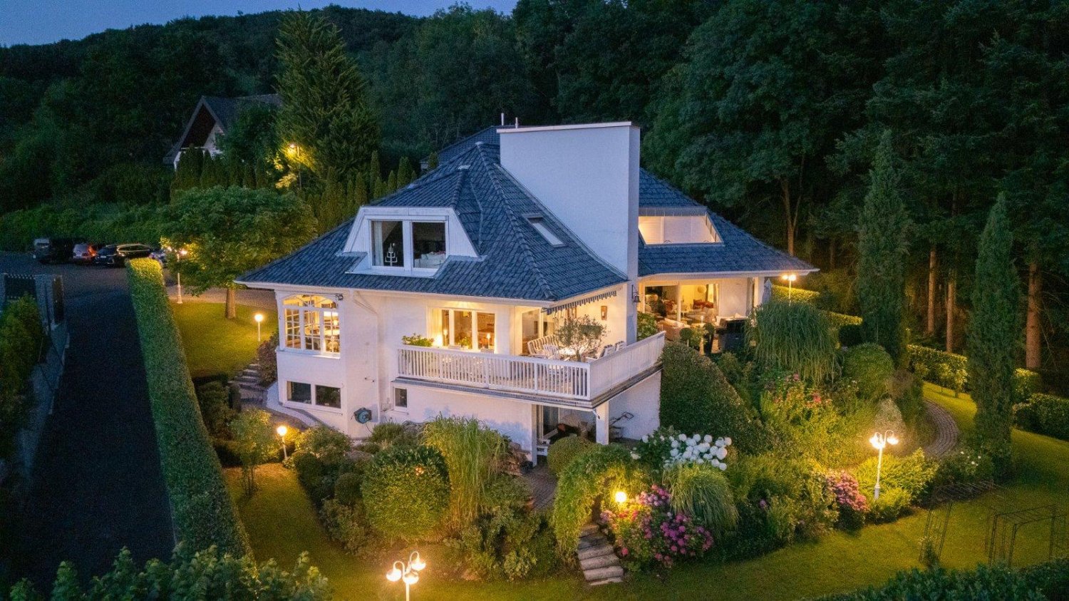 9غرفة تاون هاوس في Neuwied, Germany رقم 310970