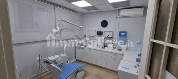 5-Zimmer Gewerbliche Immobilie in Rome, Italy, Nr. 255547 5