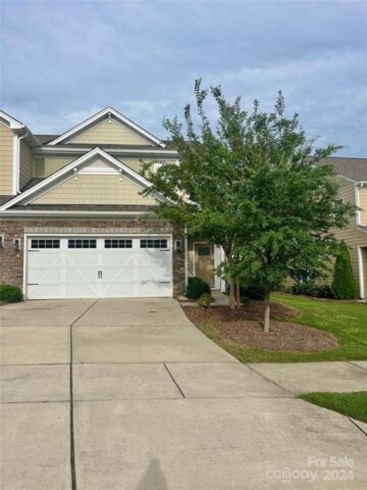 4 bedrooms House in Lancaster, USA No. 438697