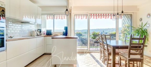 4 bedrooms Apartment in Le Pecq, France No. 279535 3