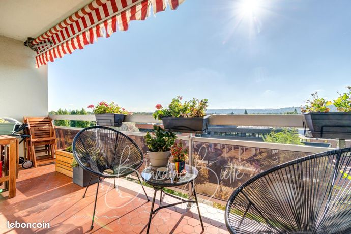 4 bedrooms Apartment in Le Pecq, France No. 279535