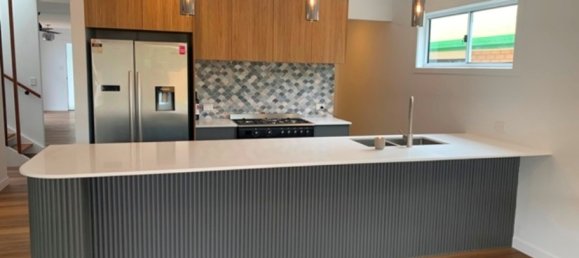 Дом с 4 спальнями в Lota, Австралия № 221 2