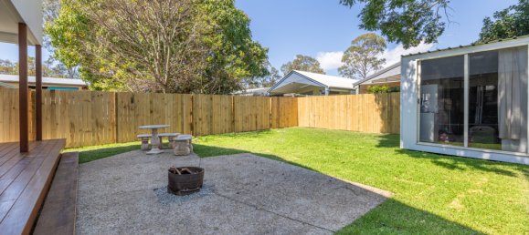 Дом с 4 спальнями в Lota, Австралия № 221 12