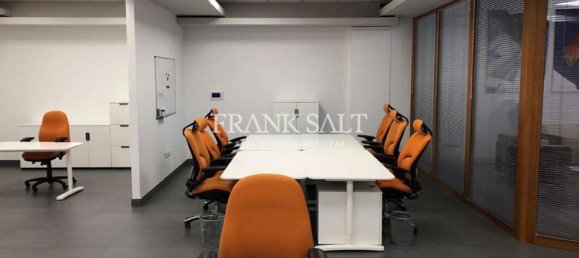 Oficina en Sliema, Malta 207 m² No. 12302 7