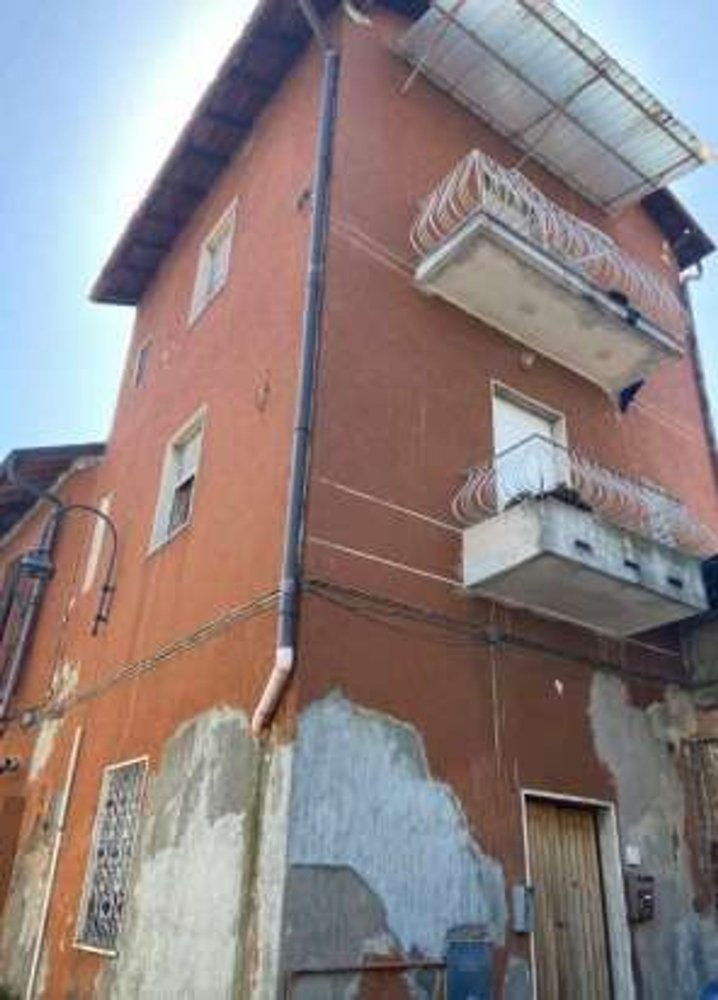 3 rooms Apartment in Cassano d'Adda, Italy No. 259211