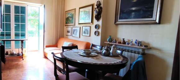 4-Zimmer Wohnung in Santo Stefano di Magra, Italy, Nr. 300794 8