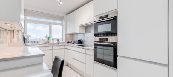 Apartamento de 3 dormitorios en London, United Kingdom No. 8921 26