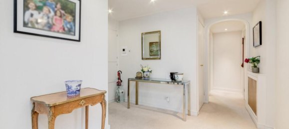 Apartamento de 3 dormitorios en London, United Kingdom No. 8921 10