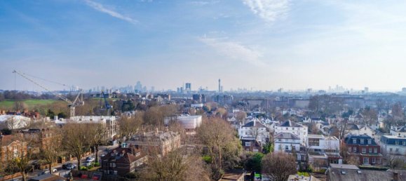 Apartamento de 3 dormitorios en London, United Kingdom No. 8921 24