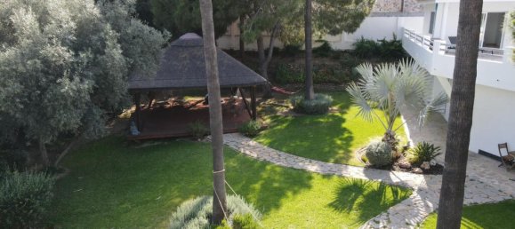 5 bedrooms Villa in Alameda, Spain No. 173008 15