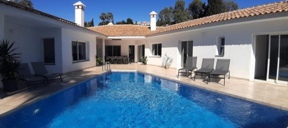 5 bedrooms Villa in Alameda, Spain No. 173008 8