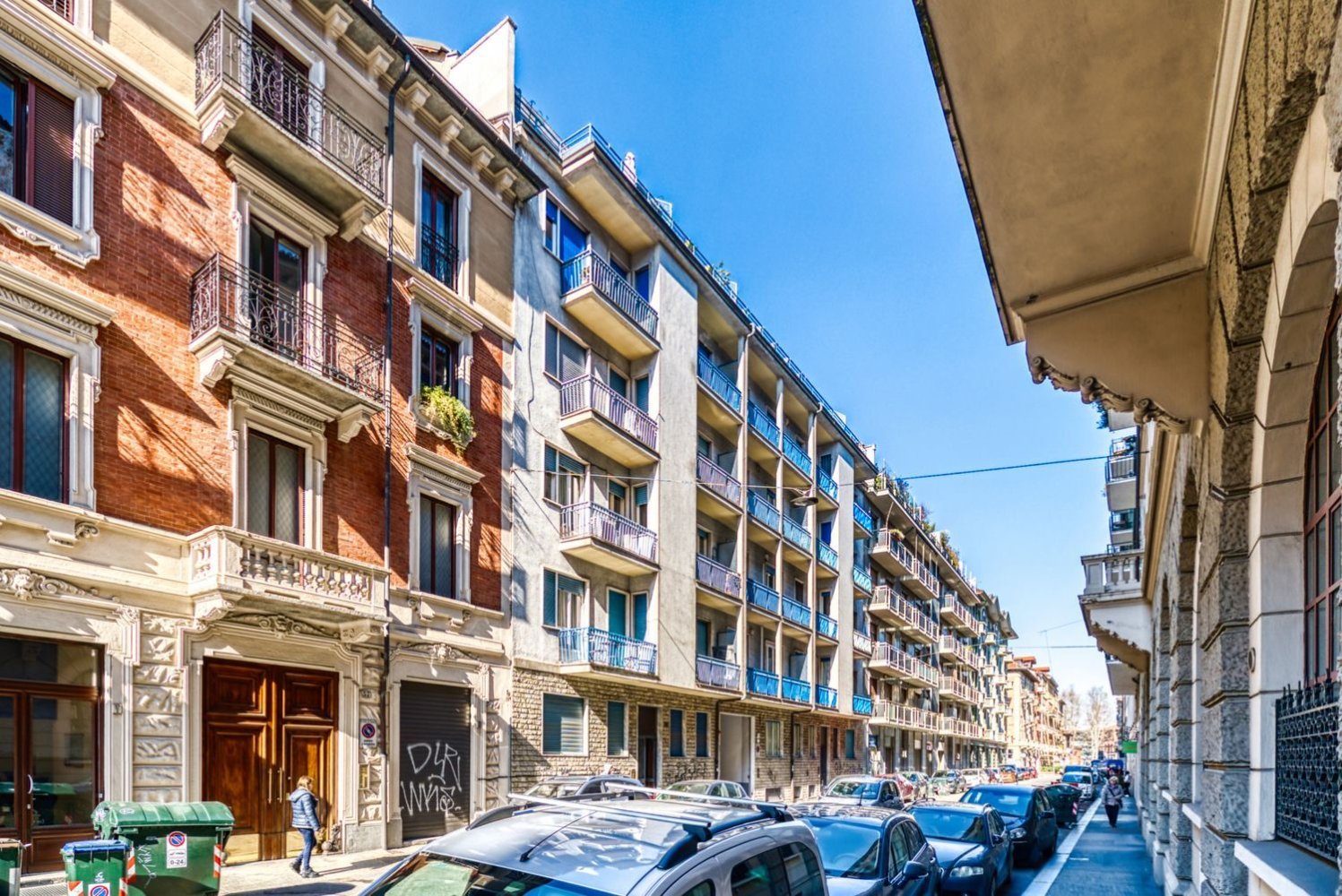 Studio in Turin, Italy No. 237010