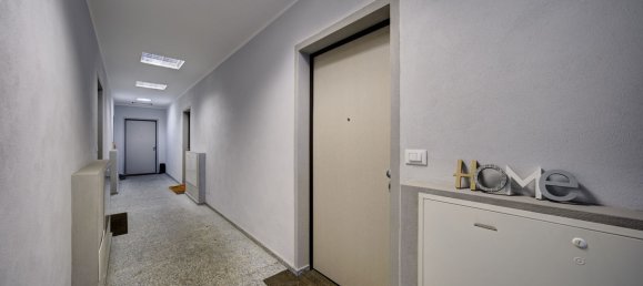 Studio in Turin, Italy No. 237010 6
