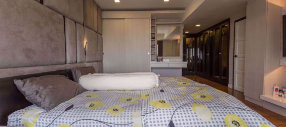 5 bedrooms Duplex in Watthana, Thailand No. 10279 25