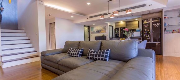 5 bedrooms Duplex in Watthana, Thailand No. 10279 3