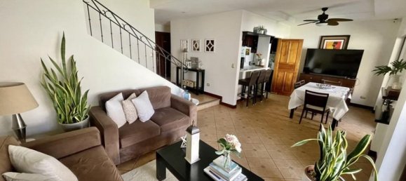 3 Schlafzimmer Haus in Santa Ana, Costa Rica, Nr. 1077 5