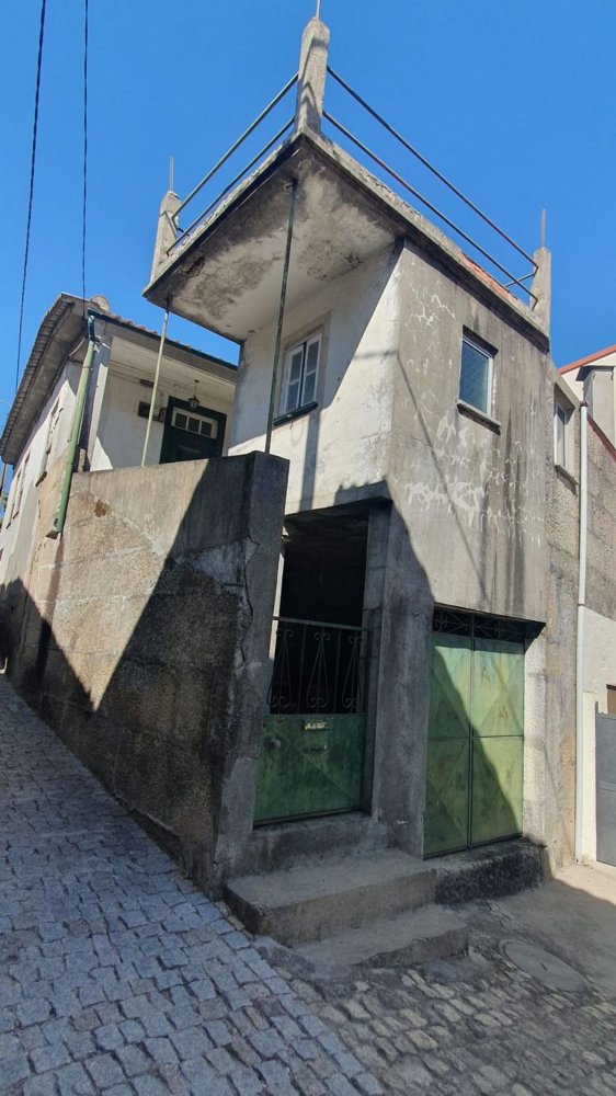 3 bedrooms House in Armamar, Portugal No. 296563