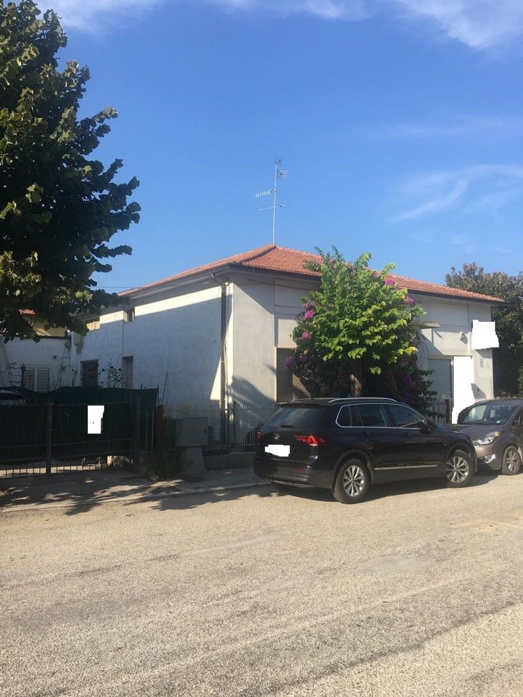 7-salle Maison à Martinsicuro, Italy No. 297437