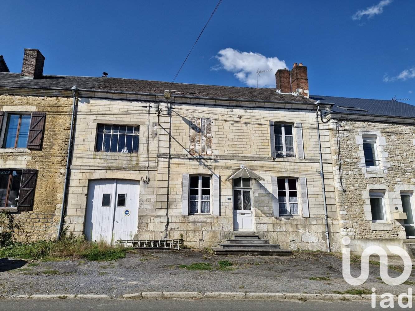 7-Zimmer Haus in Aubigny-les-Pothees, France, Nr. 240375