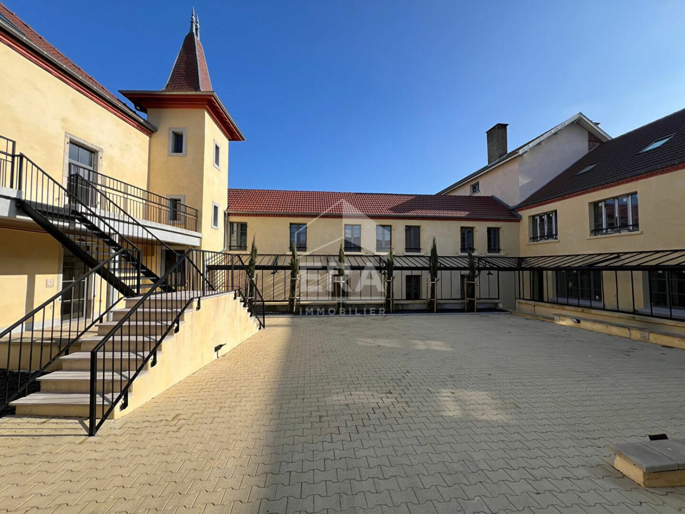 3 bedrooms Apartment in Byans-sur-Doubs, France No. 208711