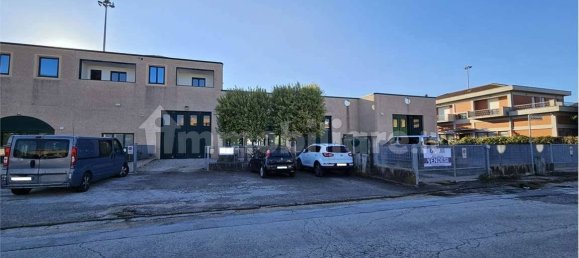 2-Zimmer Lagerhaus in Jesi, Italy, Nr. 80631 4