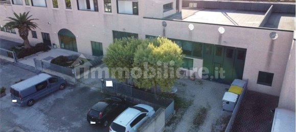 2-Zimmer Lagerhaus in Jesi, Italy, Nr. 80631 8