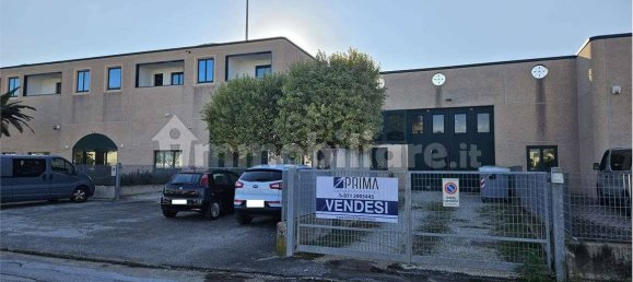 2-Zimmer Lagerhaus in Jesi, Italy, Nr. 80631 2