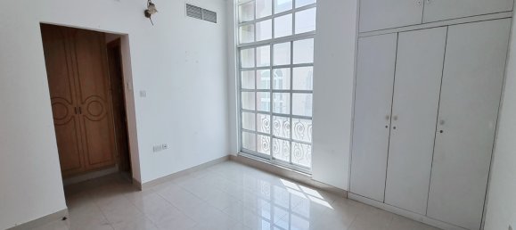 4 Schlafzimmer Villa in Umm Suqeim, UAE, Nr. 355 11