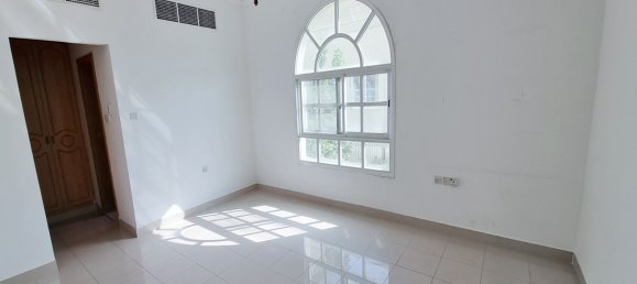 4 Schlafzimmer Villa in Umm Suqeim, UAE, Nr. 355 14