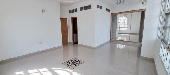 4 Schlafzimmer Villa in Umm Suqeim, UAE, Nr. 355 17