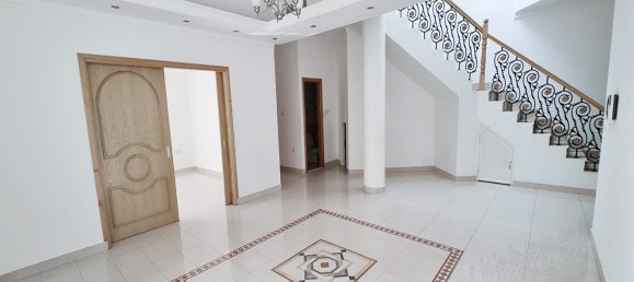 4 Schlafzimmer Villa in Umm Suqeim, UAE, Nr. 355 7