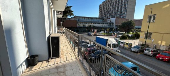 4 غرف نوم شقة في Naples, Italy رقم 77654 4