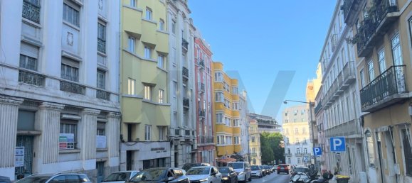 Apartamento de 4 dormitorios en Lisbon, Portugal No. 348952 3