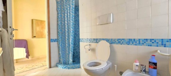 5 rooms Apartment in Camaiore, Italy No. 104049 9