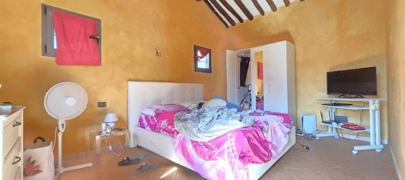5 rooms Apartment in Camaiore, Italy No. 104049 13