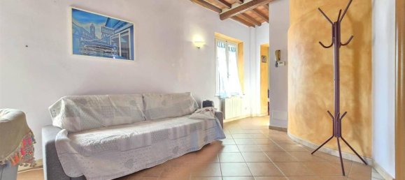 5 rooms Apartment in Camaiore, Italy No. 104049 5