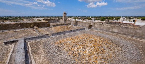 3 bedrooms House in Matino, Italy No. 86735 14