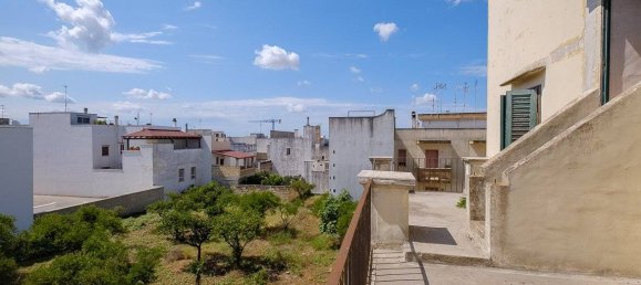 3 bedrooms House in Matino, Italy No. 86735 3