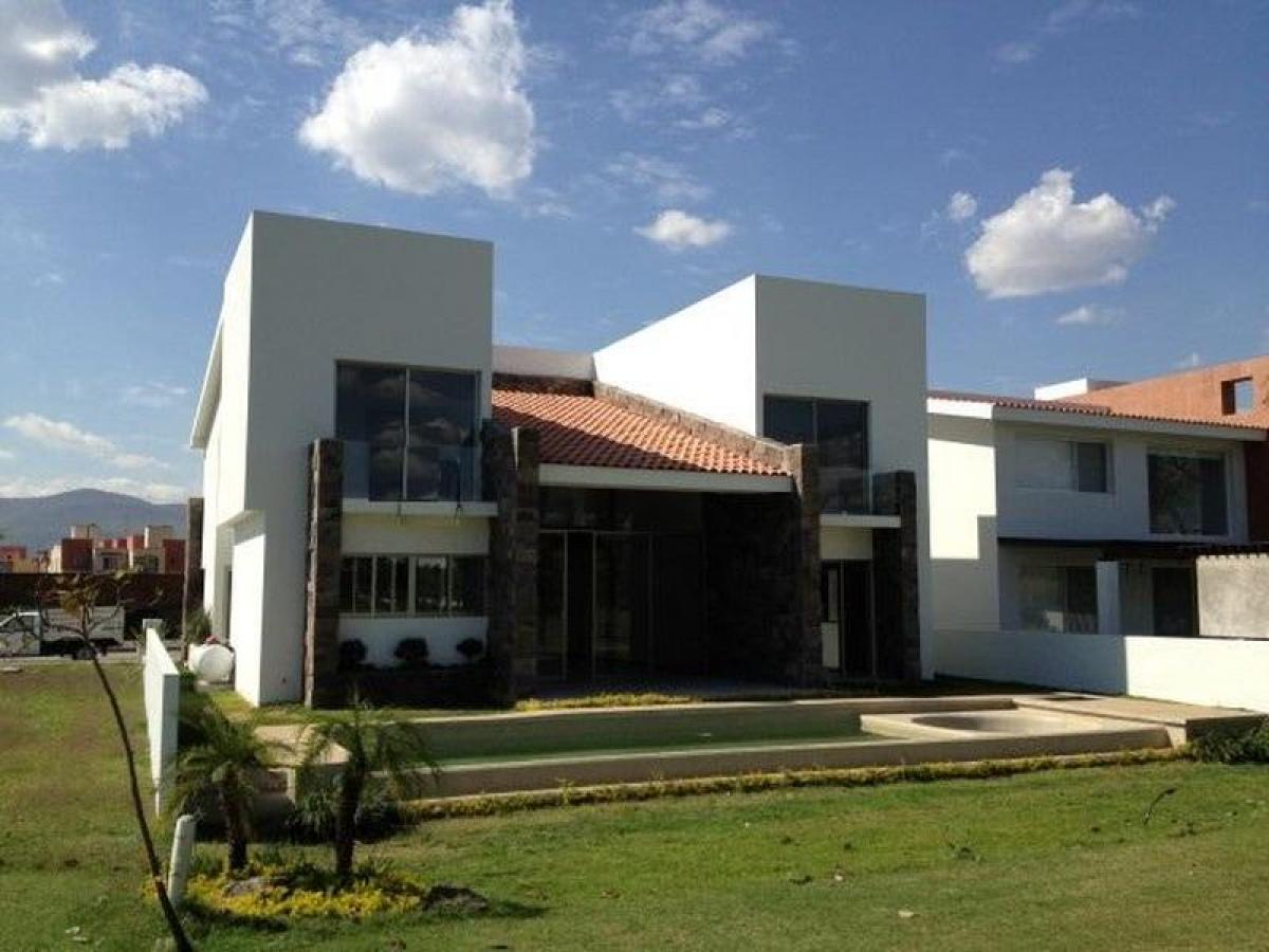 4 bedrooms House in Morelos, Mexico No. 177071