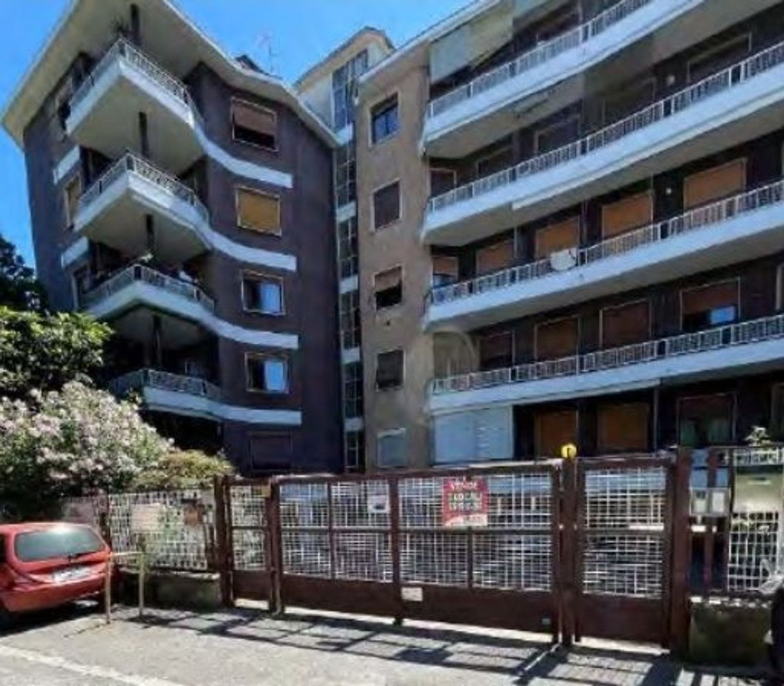 4 rooms Apartment in Merate, Italy No. 5216